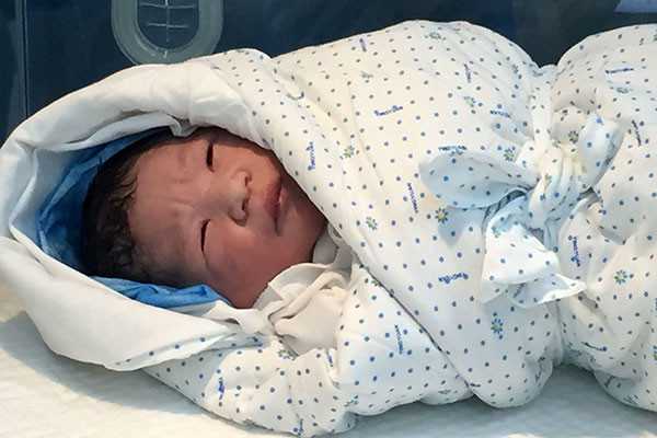 哈尔滨学生捐卵微信群 2022哈尔滨做个试管婴儿要多少钱？ ‘孕妇初期梦到小女